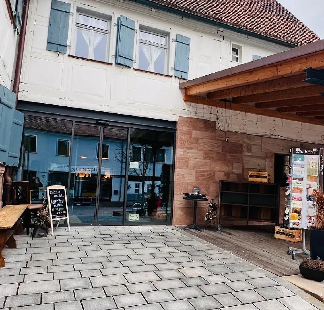 Apartament Fachwerkhaus Hufschmiede - Blauer Salon Zirndorf 0*,